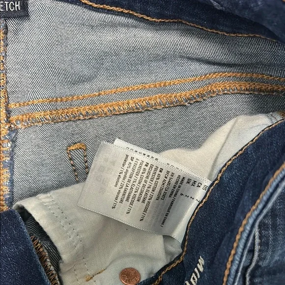 American Eagle Outfitters Women's Dark Blue Ripped Jean Shorts - Picture 14 of 17